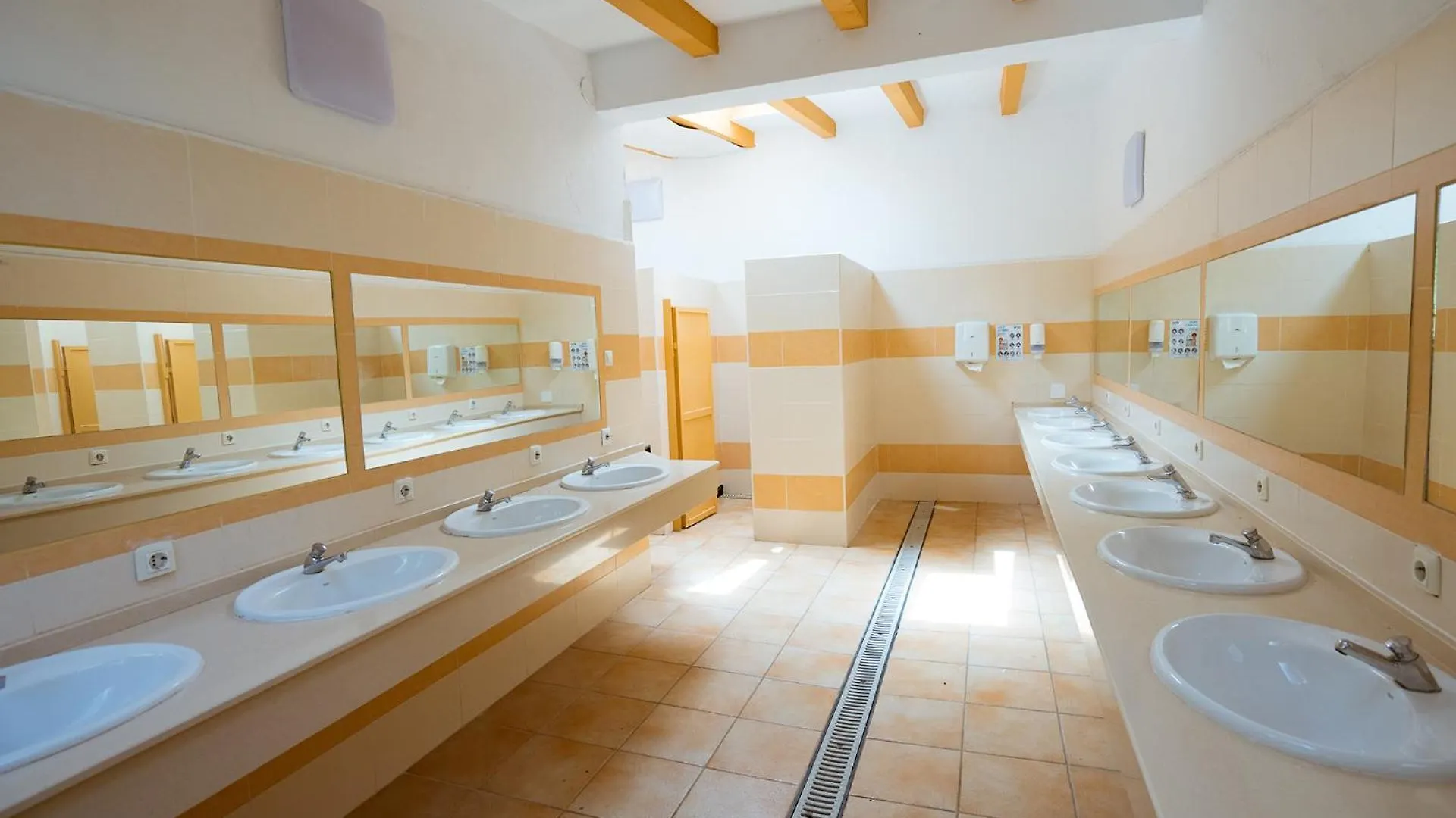 Hotel Kampaoh Paloma Tarifa Hiszpania